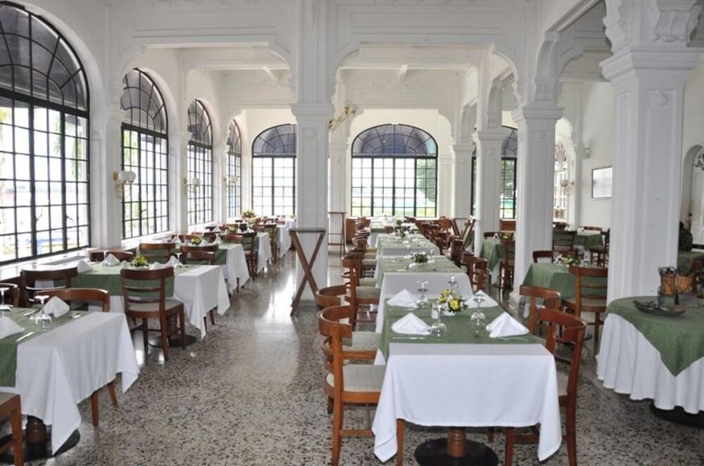 Hotel Tequendama Inn Estacion Buenaventura Dış mekan fotoğraf