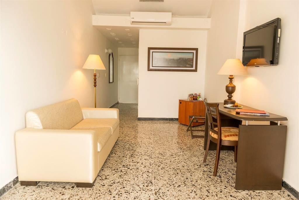 Hotel Tequendama Inn Estacion Buenaventura Dış mekan fotoğraf