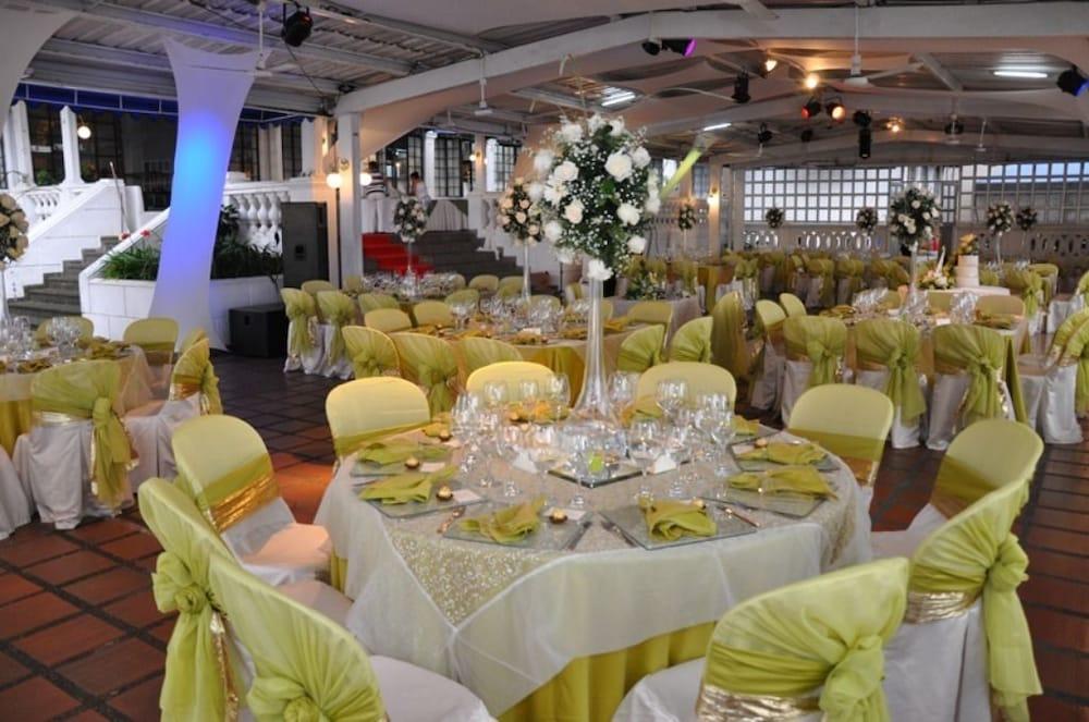 Hotel Tequendama Inn Estacion Buenaventura Dış mekan fotoğraf